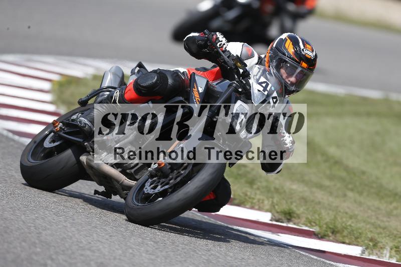 /Archiv-2025/49 26.08.2025 Cornu Master School ADR/blau-bleu/44